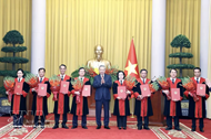 Top leader appoints eight new judges to Supreme People’s Court